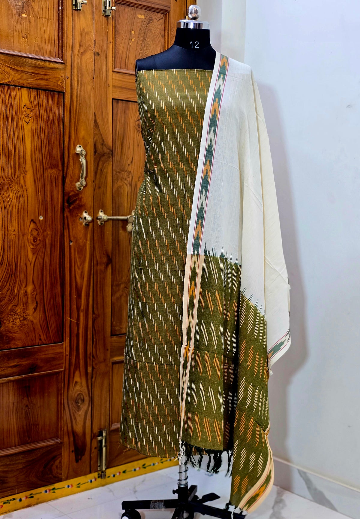 SINGLE IKAT COTTON SUITS