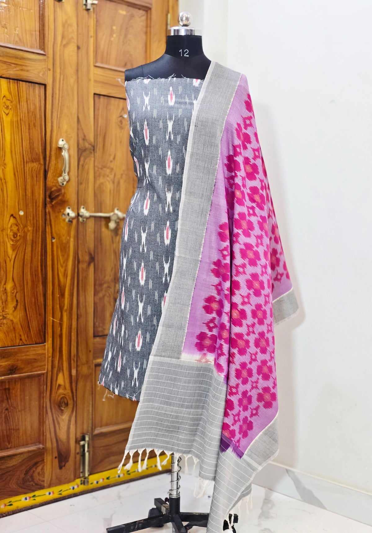 DOUBLE IKAT SUITS
