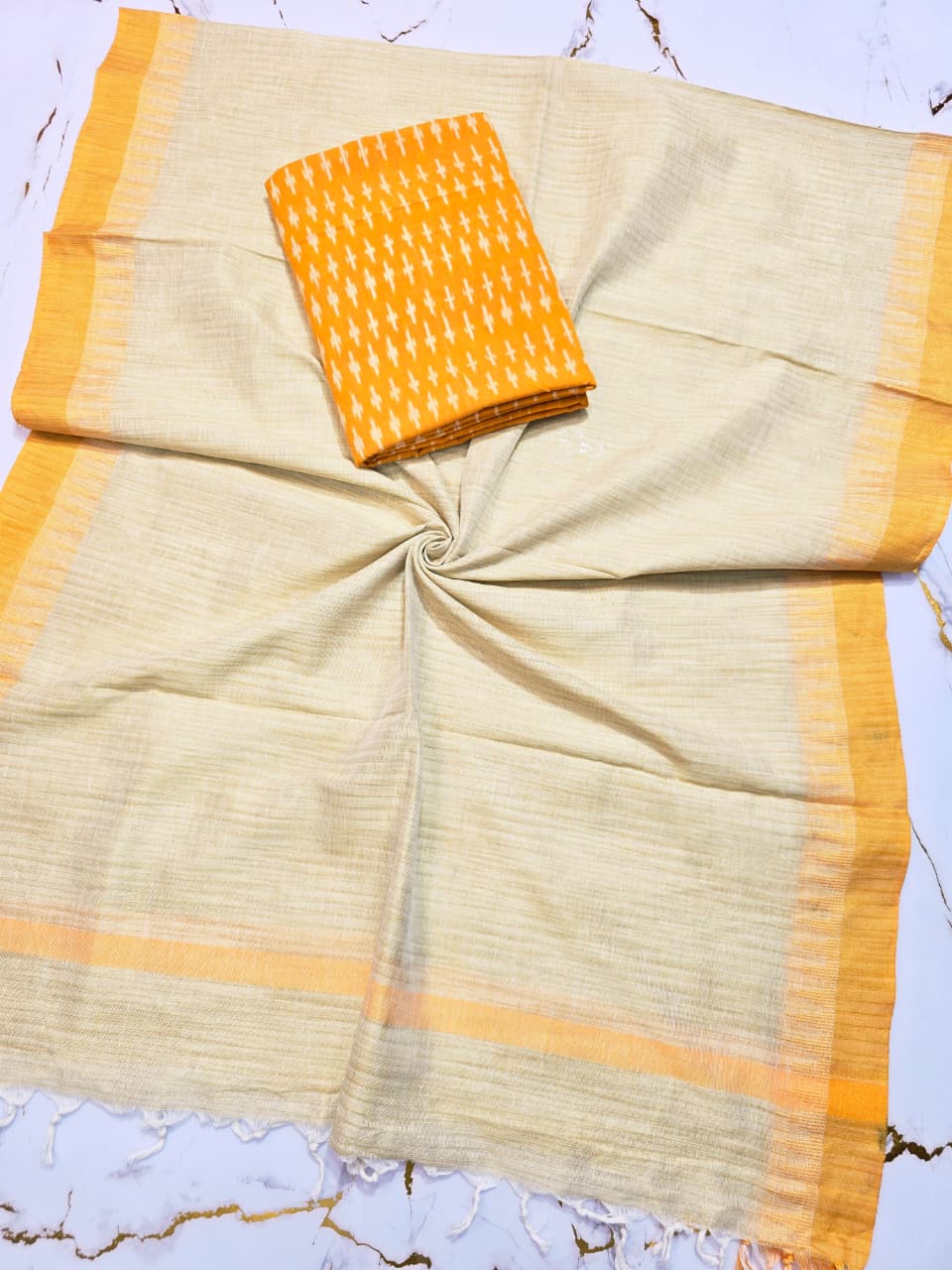 KHADI DUPPATA WITH IKAT