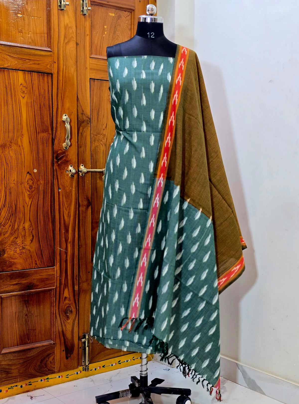 SINGLE IKAT COTTON SUITS