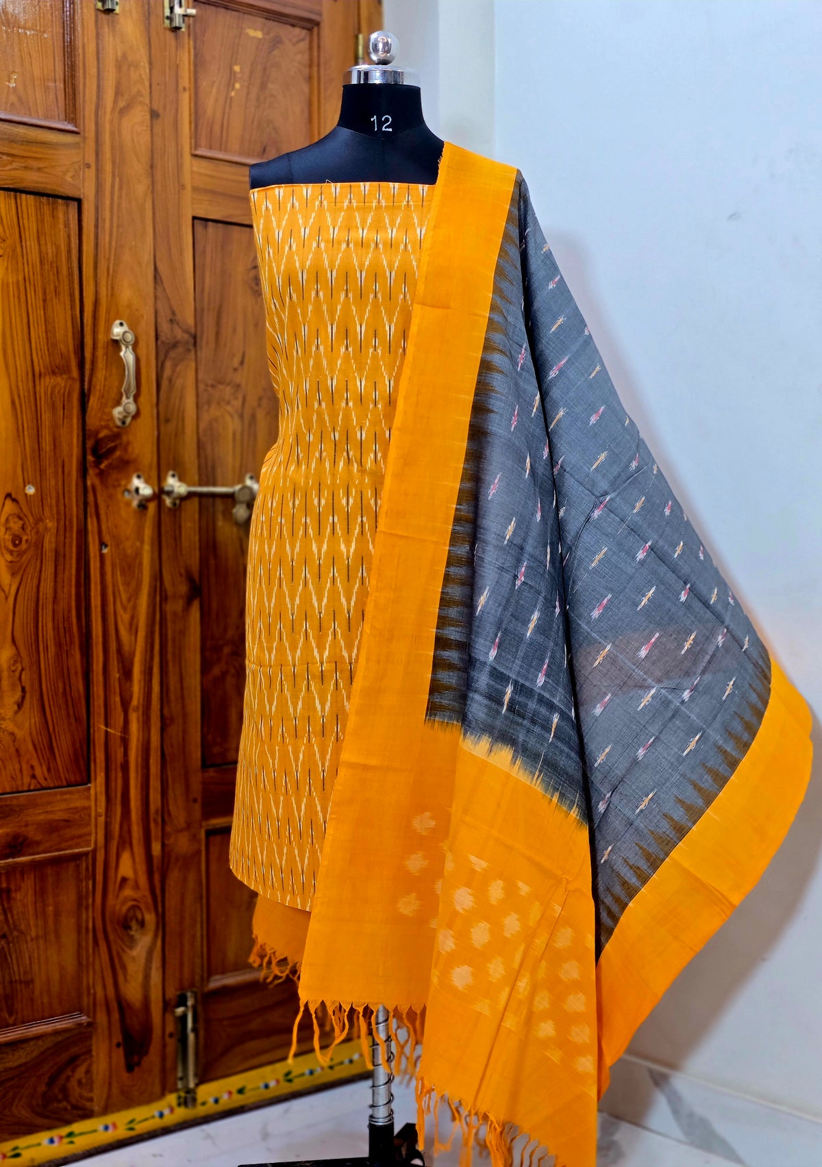 DOUBLE IKAT SUITS