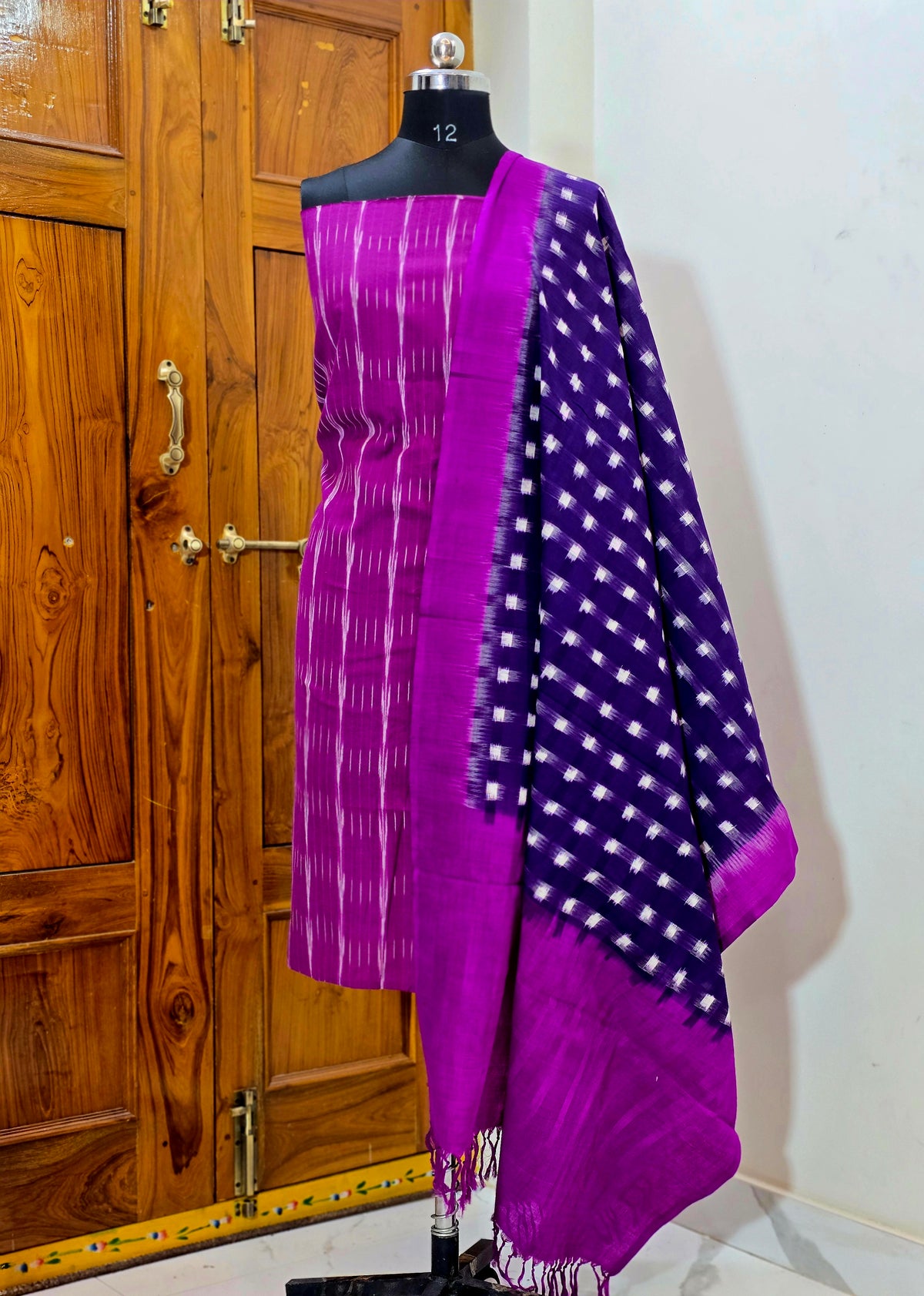 DOUBLE IKAT SUITS