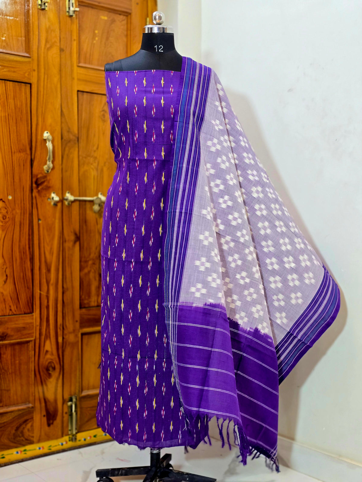 DOUBLE IKAT SUITS
