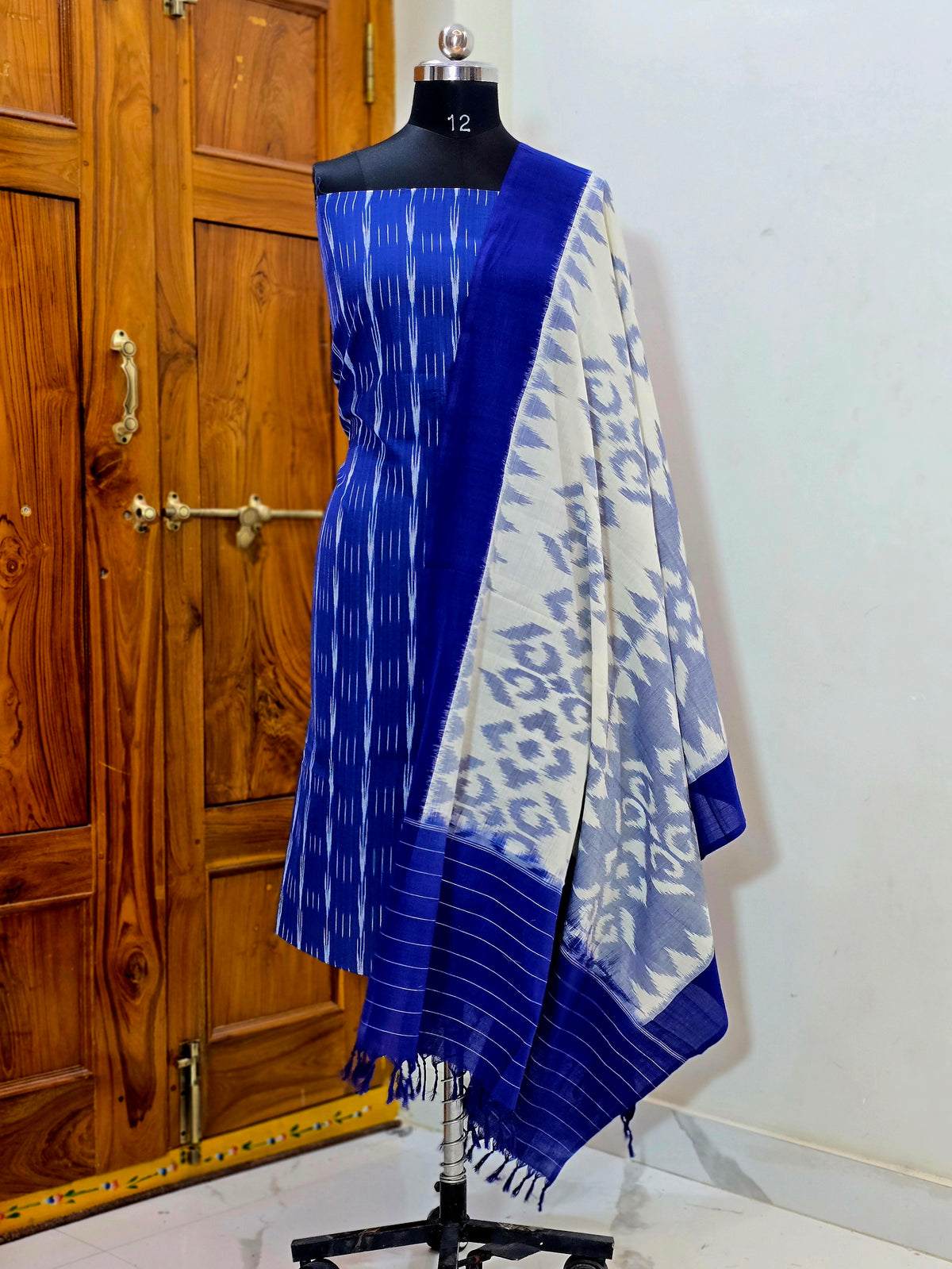 DOUBLE IKAT SUITS