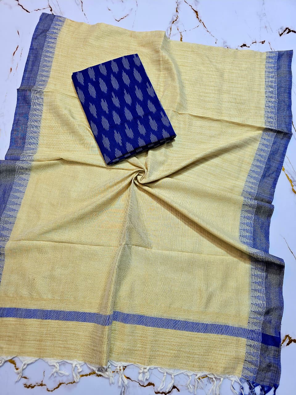 KHADI DUPPATA WITH IKAT